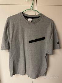 T-shirt nike