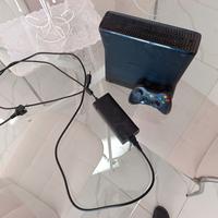 Xbox 360 slim con giochi installati al interno 