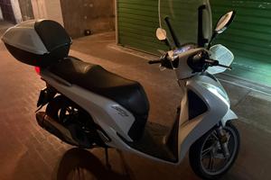 sh 125