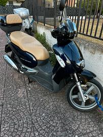 Scarabeo 250cc -2013