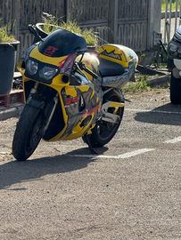 Suzuki GSX R 600 - 1998