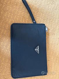 Prada pochette