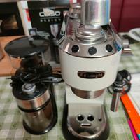 MACCHINA CAFFÈ DELONGHI E MACINA CAFFÈ 