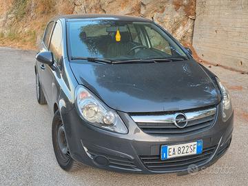 Opel 4 serie