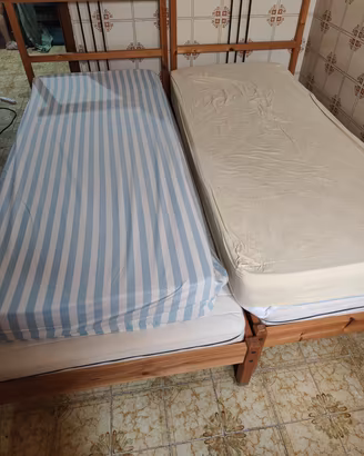 2 letti singoli Ikea 
