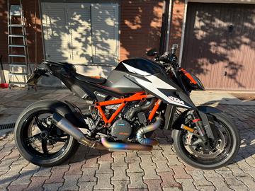 Ktm 1290 super duke r 3.0 super accessoriata