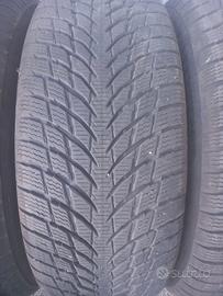 4 gomme invernali 225 55 R 18 snowproof p