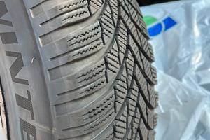 4 Gomme invernali 215/70r16 Sportage serie 4