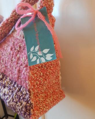 Borsa in maglia colore rosa  cipria 