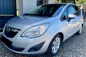 Opel Meriva 1.4 100CV Cosmo *NEOPATENTATI*