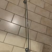 Accessori per bagno cromo e satinato