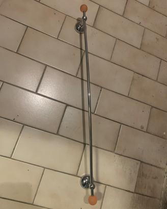 Accessori per bagno cromo e satinato