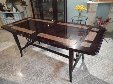 Tavolo classico rettangolare con sedie