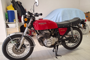 Honda CB 400 F