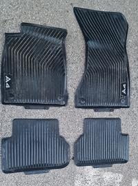 tappettini audi a 4 in gomma originali