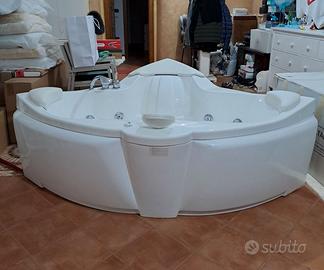 Vasca idromassaggio GLASS SYMPATHY