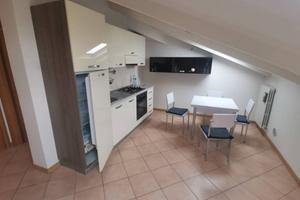 Ampia mansarda in palazzina signorile