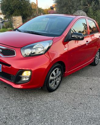 KIA PICANTO SPORTY GLAM UNIPRO SOLO 550 ESEMPLARI