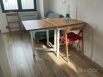 Tavolo salvaspazio IKEA PINNTORP a ribalta