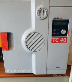 Stufa termostatica da laboratorio