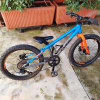 cube acido 200 action team MTB 20