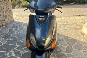 scooter yamaha 125
