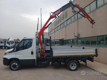 Iveco daily 35c15 con gru' e cassone nuovo