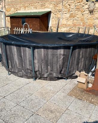Piscina Bestway fuori terra