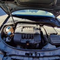 MOTORE PER AUDI A3 8P 1.6 BENZINA ANNO 2004