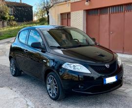 Lancia Ypsilon 1.2 69 CV