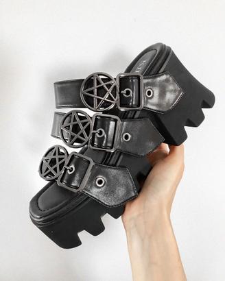 sandali platform killstar gothic