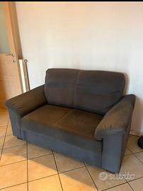 Divano 2 posti