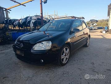 RICAMBI USATI VOLKSWAGEN GOLF V 3P 2.0 TDI 4 MOTIO