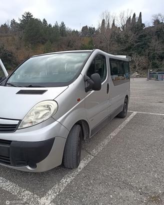 Opel vivaro 7 posti
