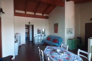 Elegante mansarda di nuova costruzione