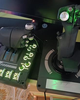 H.O.T.A.S simulatore di volo 