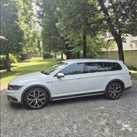 passat alltrack volkswagen 