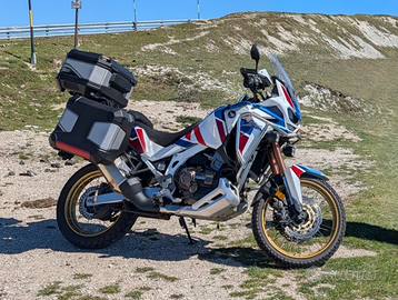 Honda africa twin 1100 adv sports dct travel e