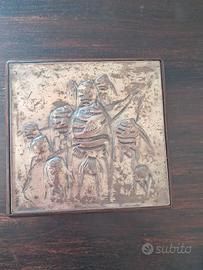 Cofanetto portagioie vintage in legno con bassoril