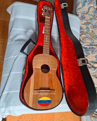 Chitarra cuatro venezuelano