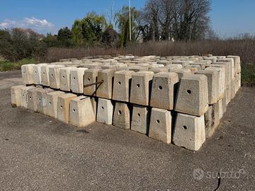 PLINTI di CALCESTRUZZO h50 cm * b40 cm