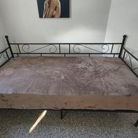 divano letto in ferro battuto 