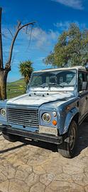 Land Rover Defender 90 country