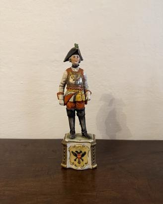 Statuina Capodimonte soldato firmata Redaelli