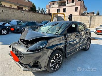 Ford Puma 2023 aut. ST-Line sinistrata incidentata