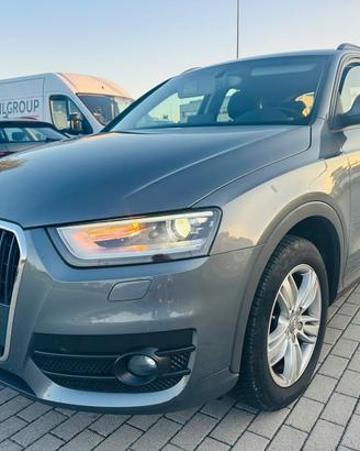Audi Q3 business 2.0 TDI 140 CV