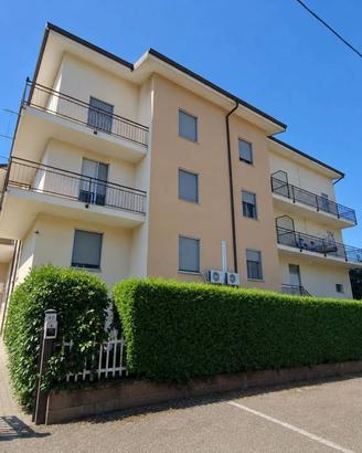 Appartamento di 109 m² con 3 locali e box auto a D
