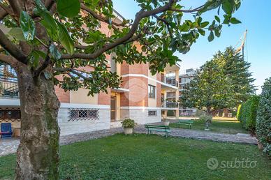 4 LOCALI A BUSSOLENGO