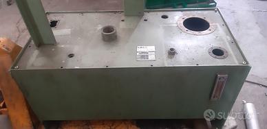 Serbatoio olio 150 litri