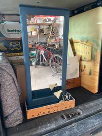 Cassettino  sviotatasche con lampada vintage